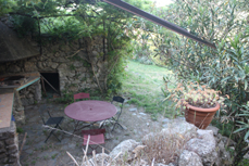 cottage for hire in the Cvennes and Bed & Breakfast accomodation.The whole property and a vue of the cottage's private garden