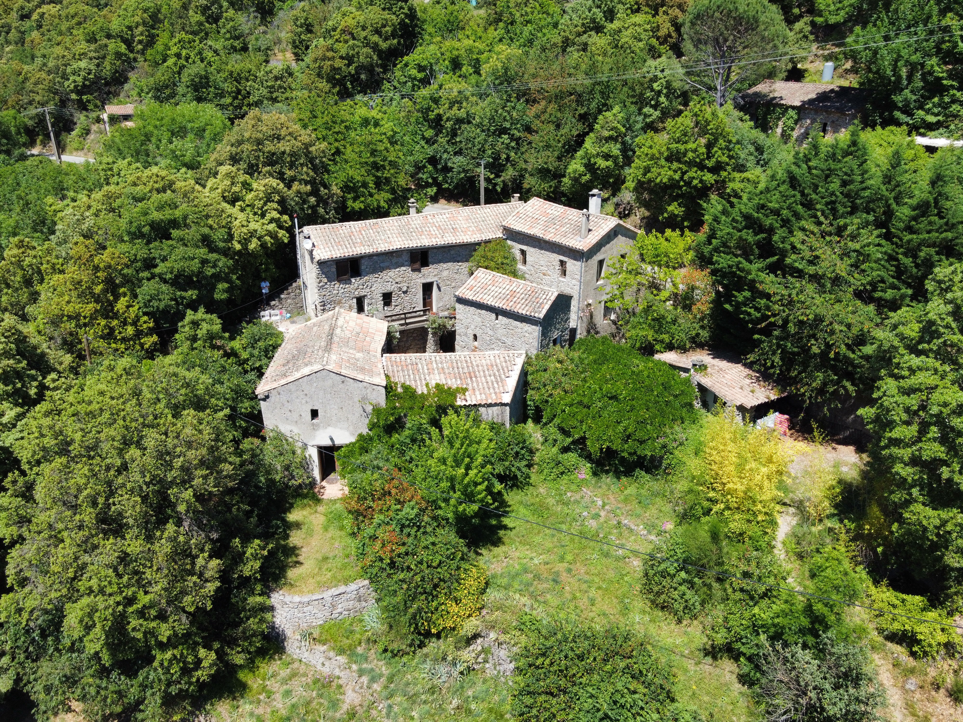 Le hameau des Nabieres - accueil groupes - Chambres d'htes - Gte rural